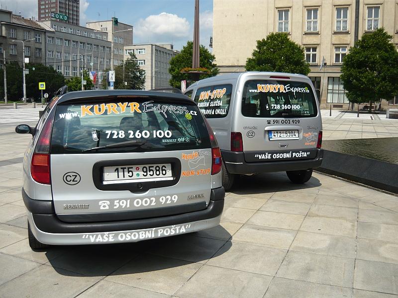 Kurýr Express při práci